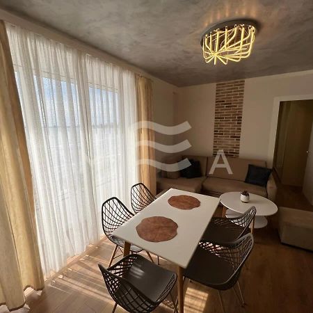 Appartamento Yacht Club 573 Durrës Esterno foto