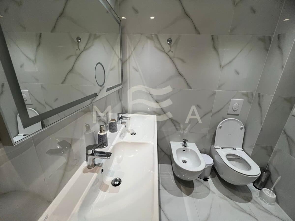 Appartamento Yacht Club 573 Durrës Esterno foto